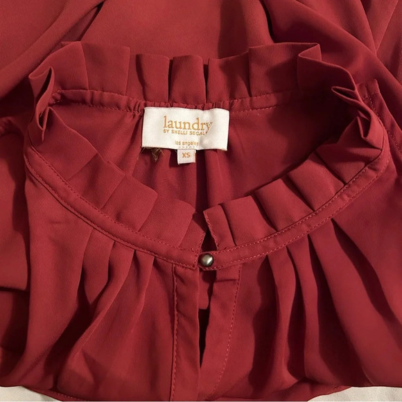 Laundry by Shelli Segal XS Maroon Sleeveless Ruffled Mock Neck Blouse Tank Top - Picture 6 of 9